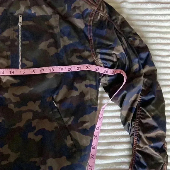 Zara Man Men’s Medium Camo Bomber Jacket Ruched Sleeves Casual Moto Bikercore - Picture 13 of 13